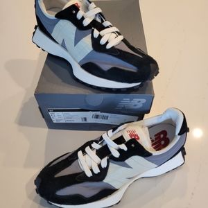 New Balance 327 Sneakers NIB, Color: Golden Hour/Sea Salt, Men's 8.5, Women's 10